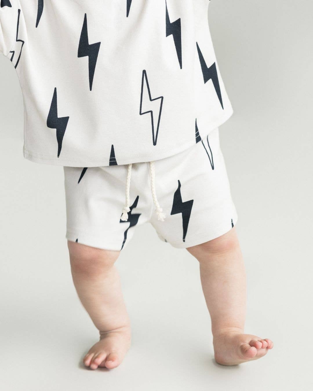 Shorts Set | Sand Bolts: 6-12M