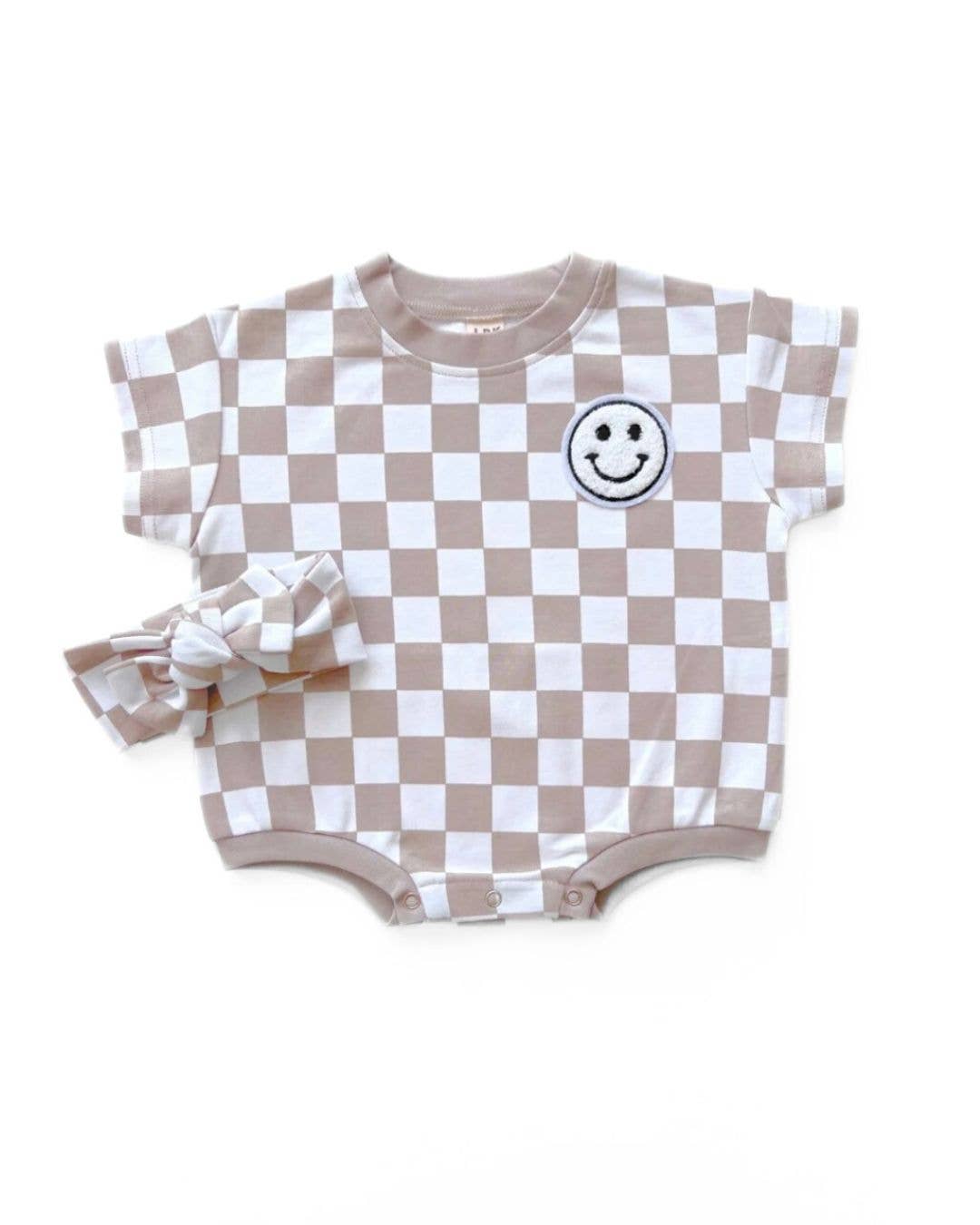 Short Sleeve Bubble Romper | Checkered Smiley Latte: Baby 0-3M