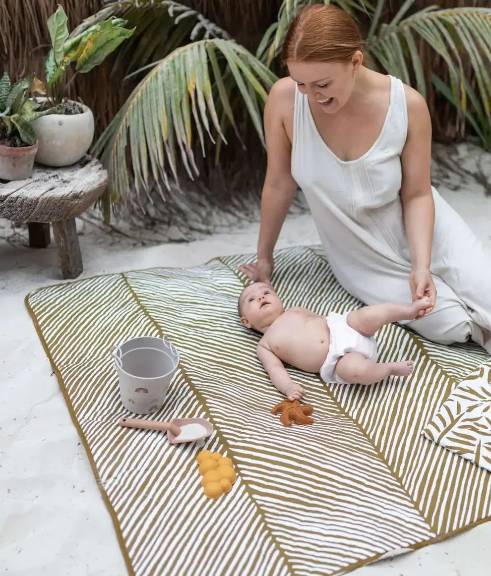 Indoor/outdoor water resistant portable playmat: Stone