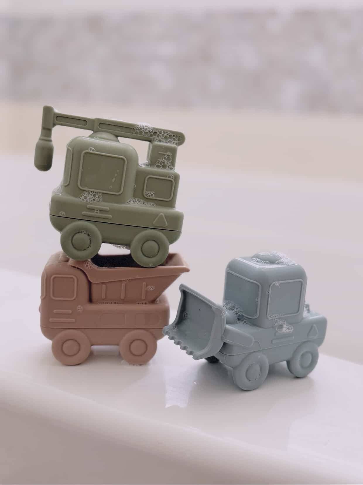 Construction Vehicles Mold-Free Bath Play Set!